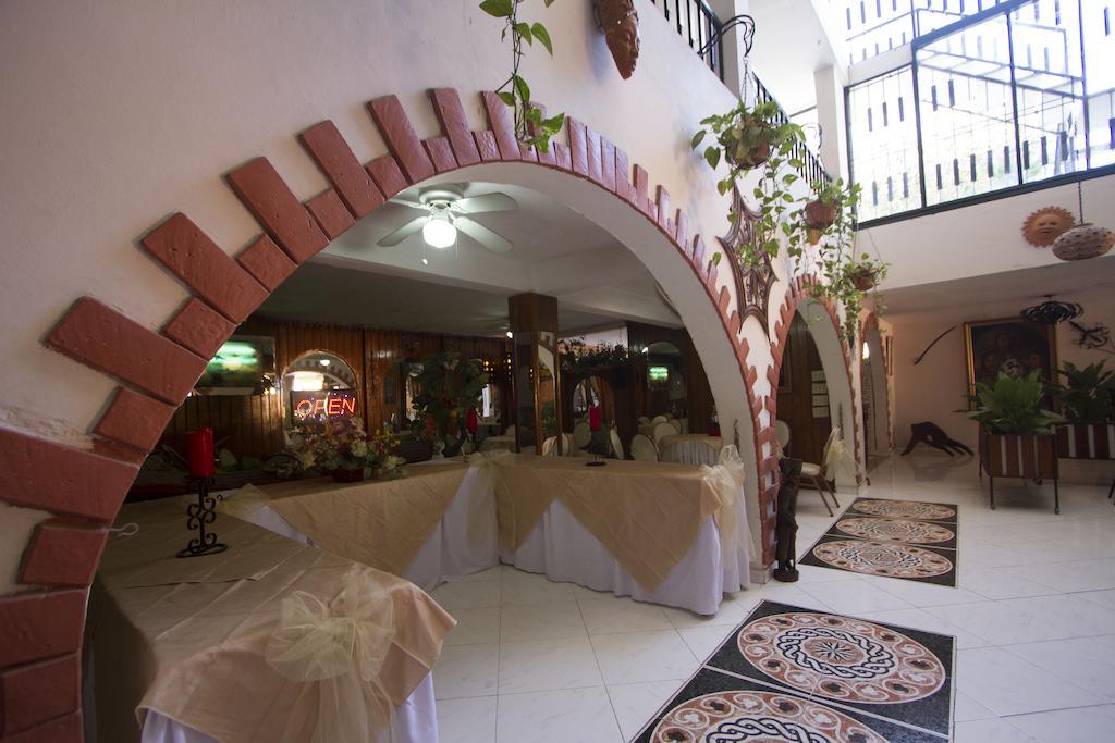 Ideal Villa Hotel Port-au-Prince Extérieur photo
